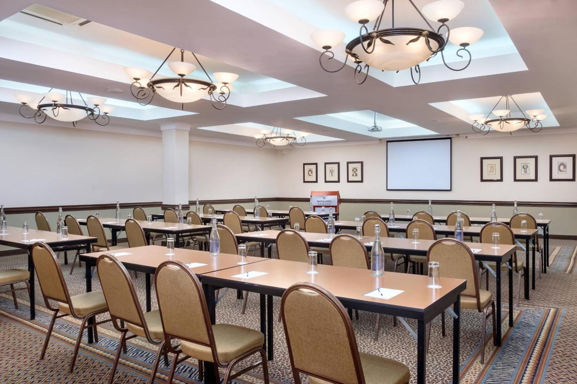 Protea Hotel By Marriott Blantyre Ryalls Εξωτερικό φωτογραφία