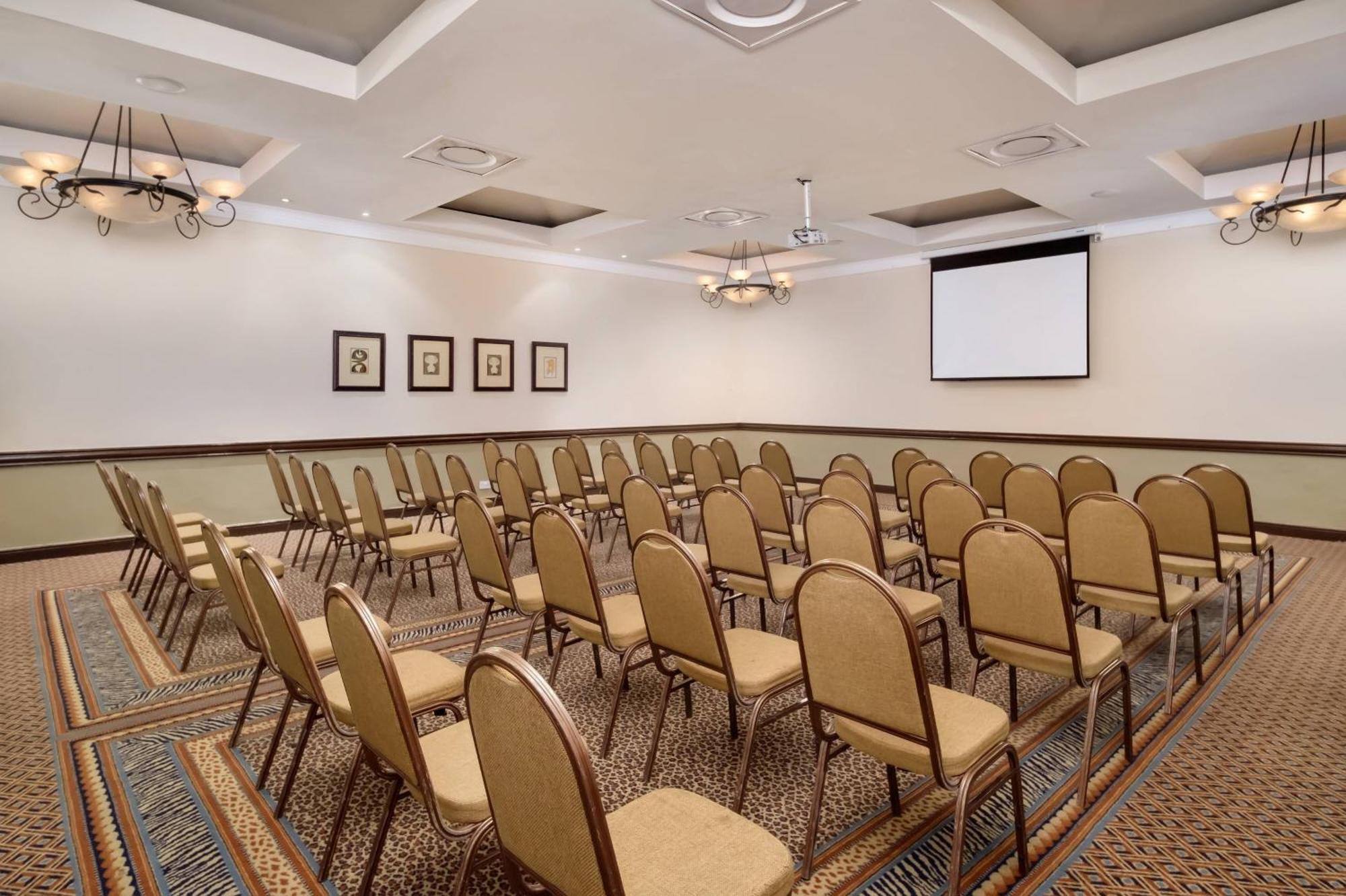 Protea Hotel By Marriott Blantyre Ryalls Εξωτερικό φωτογραφία